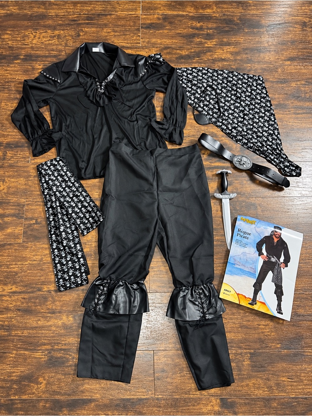 🏴☠️ Spirit Halloween Rogue Pirate Costume Men’s Large Complete Set